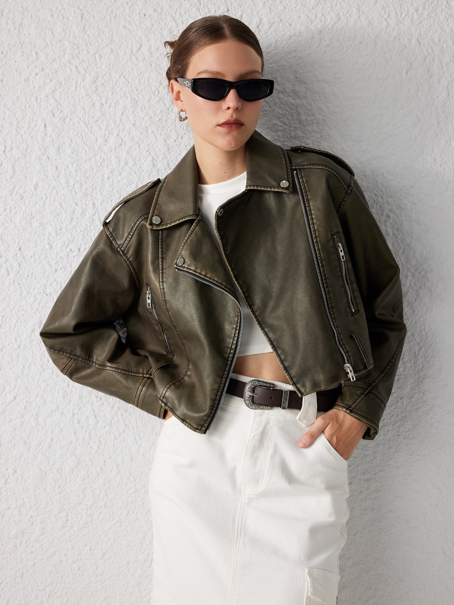 Cropped Leather Jacket - Women’s Short Moto-Style Zippered Leather Jacket