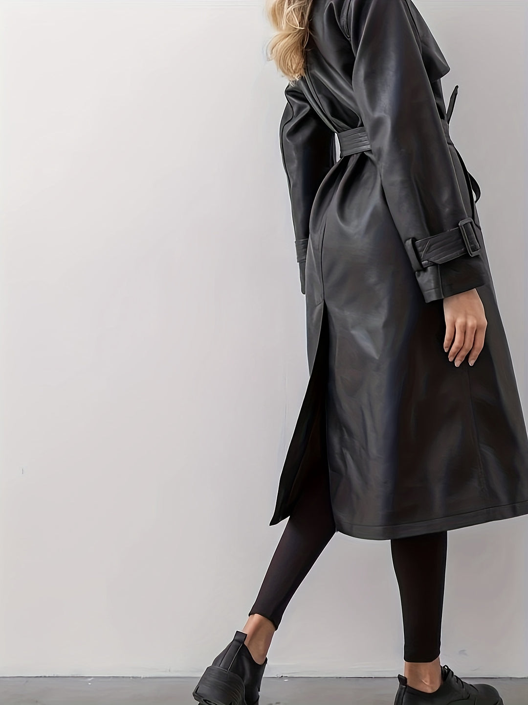 Black Leather Trenchcoat 