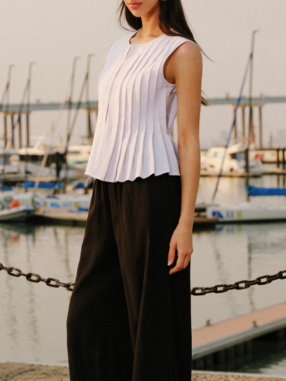 Casandra Sleeveless Pleated Top