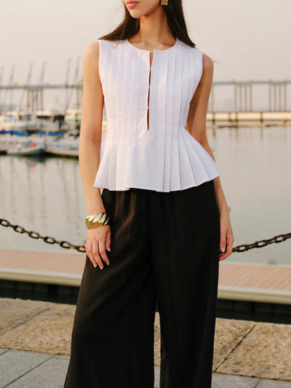 Casandra Sleeveless Pleated Top