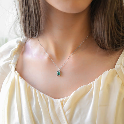 Merleen Emerald Pendant Necklace