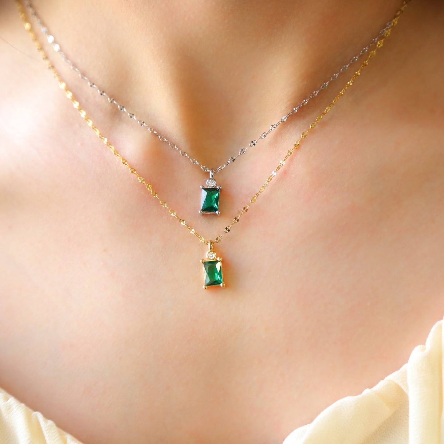 Merleen Emerald Pendant Necklace