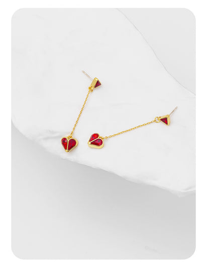 Noma Dangling Heart Earrings