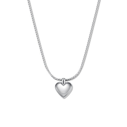 Daphne Heart Pendant Necklace